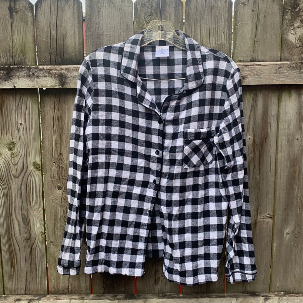 Serra lounge wear top sz. M